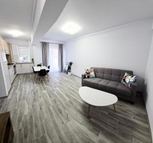 AVA Holidays 1km from the center Stylish New Apartment