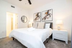 3191 Unit 207 Stunning apartment