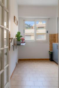 2 pièces - 4 personnes - Entièrement équipé et idéalement situé proche toutes commodités