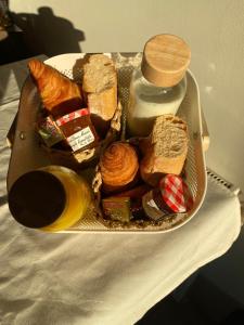 Logement romantique avec jacuzzi privatif