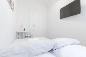 10 Min from Termini Sisters Cozy Rome Apartment