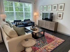 The Presidential Suite Walk-in Shower Gated! - Hilliard