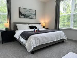 The Duke of Dublin Monthly Rates Premium Beds
