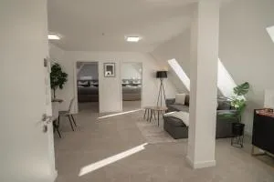 FEEL GOOD HOMES Ruhig-Klimaanlage-WLAN-Regendusche - Ehingen