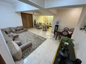 شقة القاهرة المهندسين ميدان موسى جلال خلف ماكدونالدز