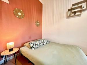 Creux de l-Eglise - 2 Appartements cosy, 2 Salles de Bains, 8 personnes : photos des chambres