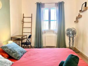 Creux de l-Eglise - 2 Appartements cosy, 2 Salles de Bains, 8 personnes : photos des chambres