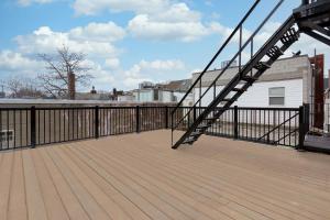 The McCaul by Casa Hotels - Unbeatable Location