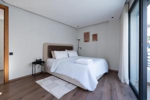 Maarif princesses - Parking and private terrace