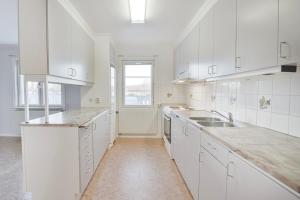 Central two-room apartment with a large balcony