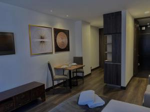 Loft minimalista de lujo con balcon en zona prime BOG - morph