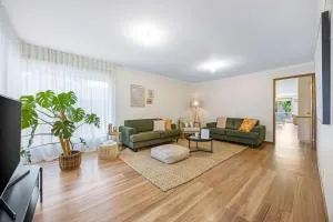 Tasteful 3BR On Towong Alfredton - Scarsdale
