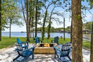 Casita on the Cove at Cedar Creek Lake - Trinidad