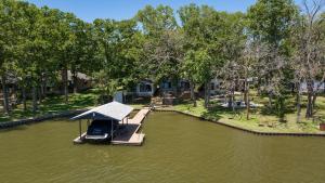 Casita on the Cove at Cedar Creek Lake