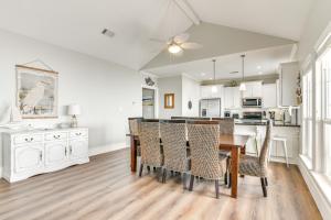 Oceanfront Crystal Beach Vacation Home with Deck!