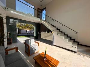 OCEAN DRIVE LODGE
