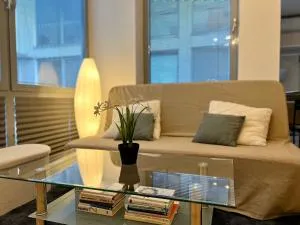 ADM Spacious Apartment in City Center - WIFI, Coffee, AC - Óváros