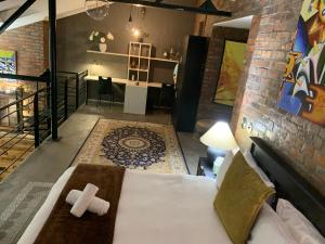 Luxury Loft Style Living , De Waterkant, Capetown