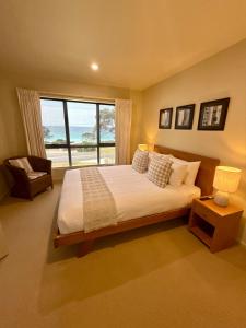 Lichen Villa Bay of Fires