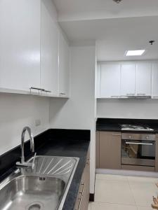 Venetian Haven BGC Venice Grand Canal Apart ment, 4 Bedrooms, for 10 Guests