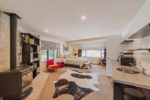 1BR Retreat Self-Contained & Private - Waitaki