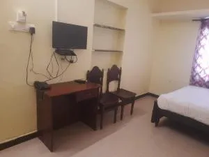 Hotel Tulip near SNS engineering college, Marutham and mullai Mahal - Kāramadai