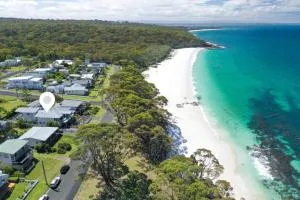 Mimosa Lodge - 250m to Chinamans Beach in Jervis Bay! - Hyams Beach