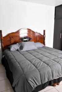 CASA EN LA MEjOR UBICACION, CONSULADO