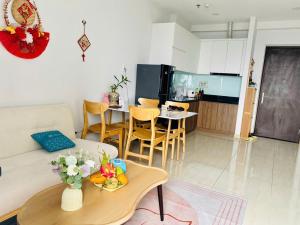 Căn hộ 2 phòng ngủ Bcons Garden view Landmark 81