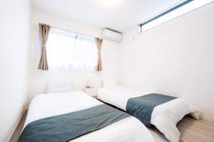 White Hotel Tsuruhashi