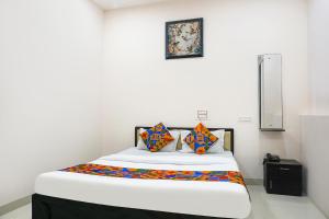 FabHotel Rachana Residency - Nr Shivaji Nagar Metro Station