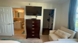 The Coastal! Water View Amazing 2 Bed 2Bath Apartment at Aventura Yacht Club