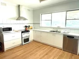 BeeJays Family Getaway - Vivonne Bay