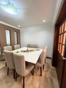 Enorme casa 8 camas excelente ubicación