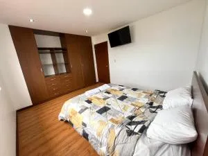 Enorme casa 8 camas excelente ubicación - Nabón