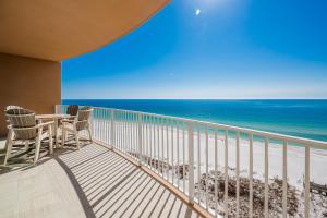 Phoenix Gulf Towers 1006 condo