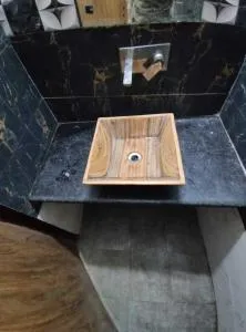 Luxury Stays in Nizzamuddin - Near Railway Station And Dargah - Lajpat Nagar