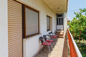 Apartment in Kastel Novi with terrace, air conditioning, WiFi, washing machine 5104-2