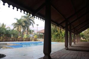 The Redstone Oasis Villa