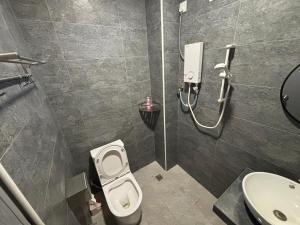 2-16 pax 5BR, 4 bathrooms, 5km to TC beach