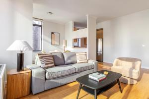 Blueground Midtown W gym AC nr Times Sq NYC-1742