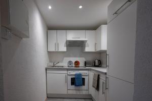 Modernes, stilvolles Apartment 4