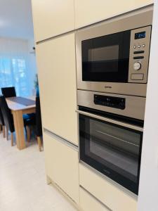 Léda Apartmanok 1-2 Siófok Aranypart