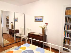 Seaside luxury residence