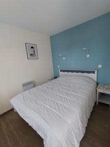 A11 - appartement vue mer avec piscine