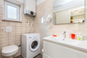 Alojzija - Srednji first floor - MPolo