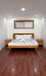 Noahs Crib for Families and Big Groups