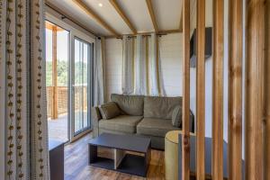 Campings Camping Sole Di Sari : Chalet 2 Chambres