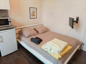 Studio tout équipé - 2 min des thermes - commerces & parking gratuit