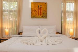 V170 4BR Timbuktu villa, Jacuzzi Walk Villa Market